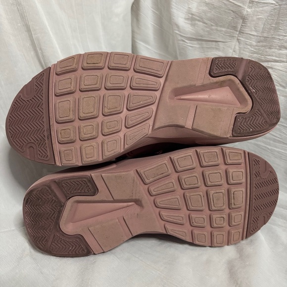 Fabletics Zuma Studio Sneakers 6.5 Burgundy / Pink Memory Foam - Picture 10 of 12